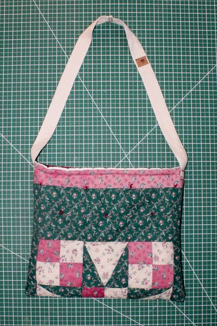 QUILT PILLOW CASE BAG 1OF1 01