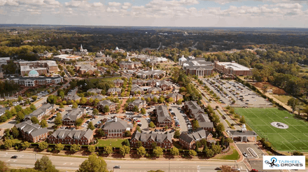 High Point NC - 4K Drone Video - High Point University Pan