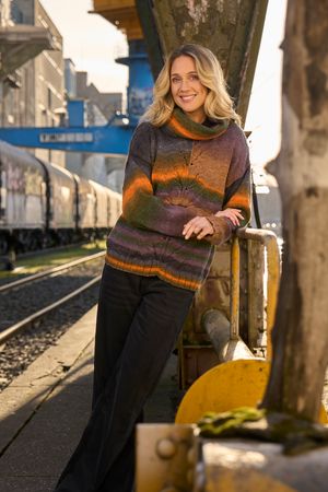 Pulli mit weitem Rollkragen