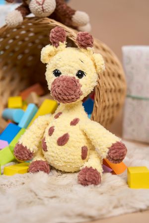 Giraffe Lotti
