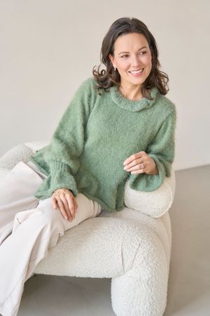 Pullover mit Rüschen