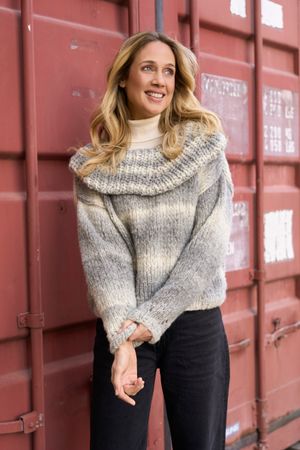 Pulli mit großem Rundkragen