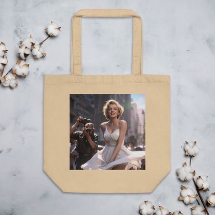 Marilyn Moment Tote Bag
