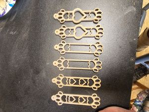 Paw print key chains Patterns