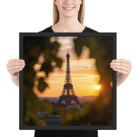 Golden Hour in Paris: A Timeless View