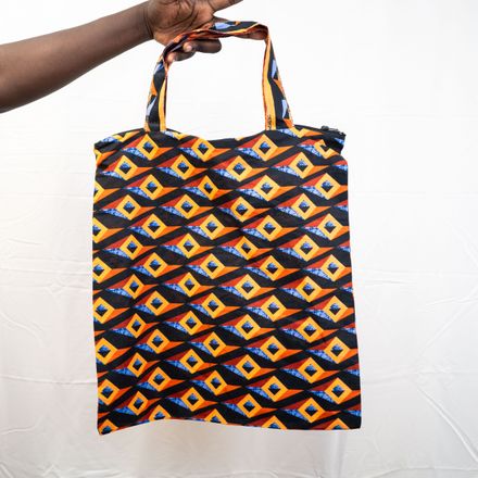 Vibrant Diamond Pattern Tote