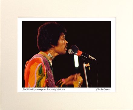 Jimi Hendrix - message to love - 1970 Isle of Wight Festival - Mounted Print - (12"x10") [322726]
