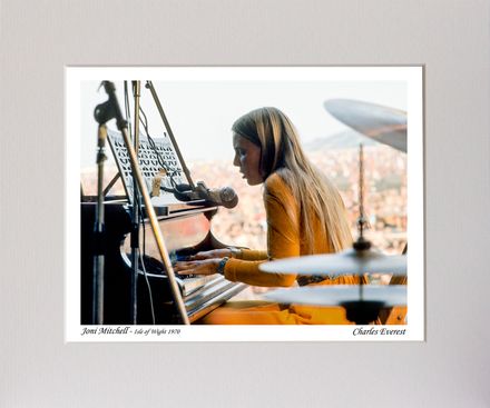 Joni Mitchell - at piano (crop) - 1970 Isle of Wight Festival - Mounted Print - (12&quot;x10&quot;) [323075]