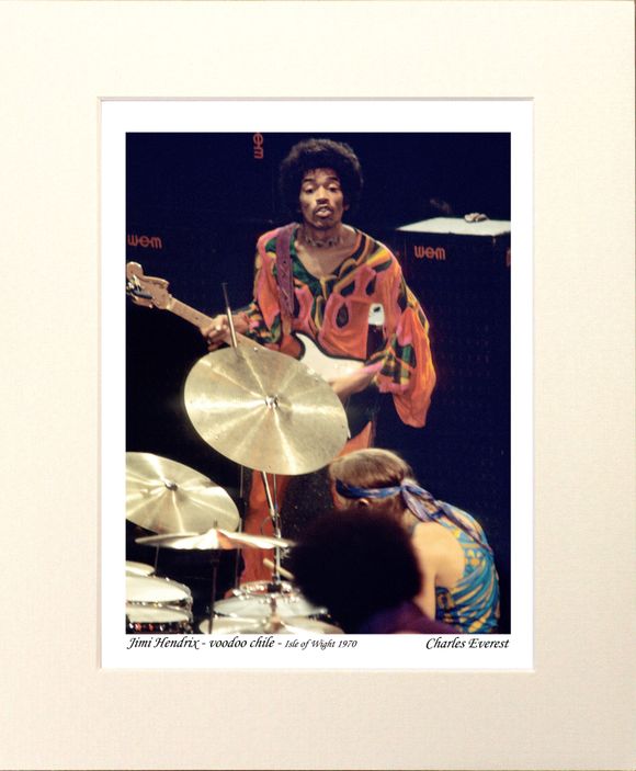 Jimi Hendrix - voodoo chile - 1970 Isle of Wight Festival - Mounted Print - (12"x10") [321088]
