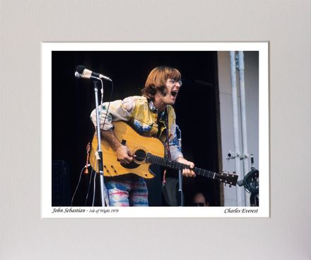 John Sebastian - in full voice - 1970 IOW Festival - Mounted Print - (12&quot;x10&quot;) [323198]