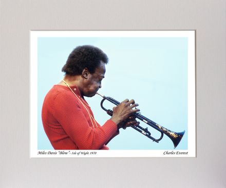 Miles Davis - &quot;Blow&quot; - close up - 1970 Isle of Wight Festival - Mounted Print - (12&quot;x10&quot;) [321323]