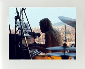 Joni Mitchell - (silhouette) - 1970 IOW Festival - Mounted Print - (20&quot;x16&quot;) [322658]