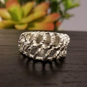 sterling silver ring, open lined design, textured finish, size 6 1/2 