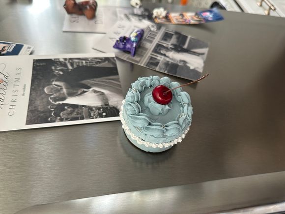 Blue Round Cake Shaped Magnet