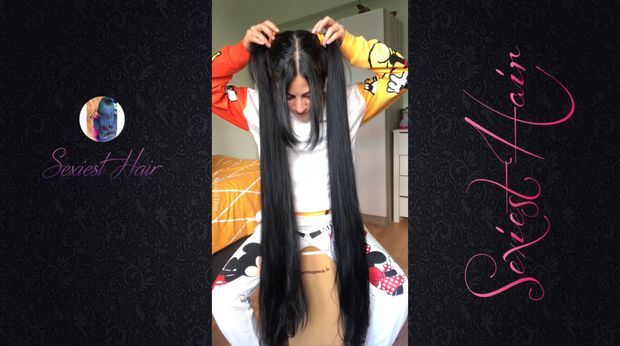 Duygu Pigtails Play
