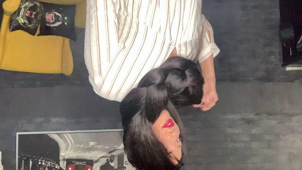 Mila Super Big Hair