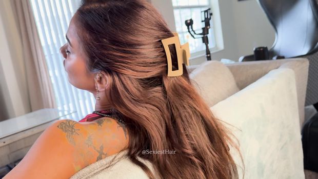 Stephanie Hair Clip 4k Pt 1 