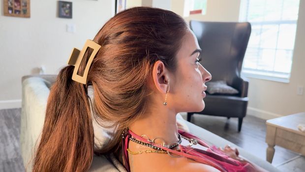 Stephanie Hair Clip 4k Pt 1 