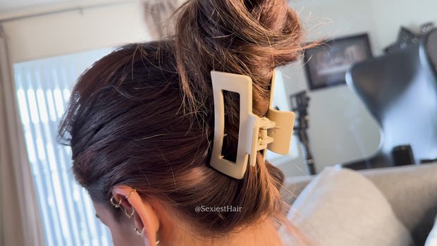Stephanie Hair Clip 4k Pt 1 