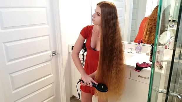 Amber Hair Iron Brush Review