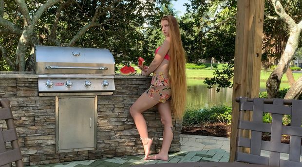 Amber Gym Sun Fun &amp; Pool 4k (Pt2)