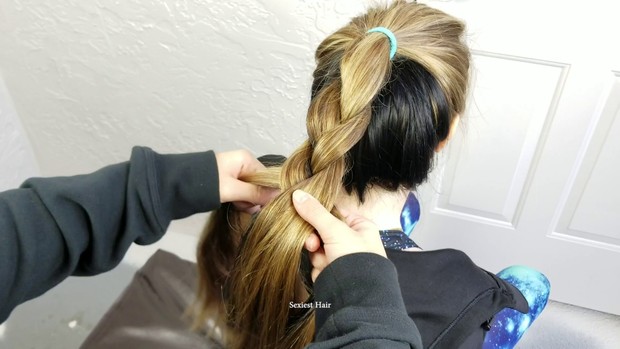 Nina Gym Fun Part 1 (Gets French Braid B 4 Gym)