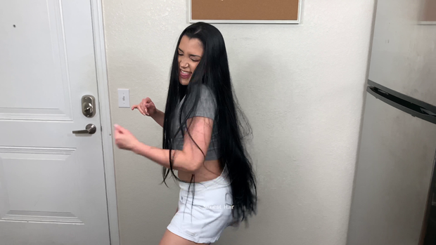 Jaidy Topless Dance (No Nudity)