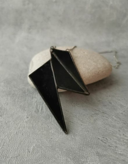 Black glass Tiffany pendant