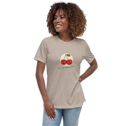 Women&#x27;s Relaxed T-shirt CHERRY