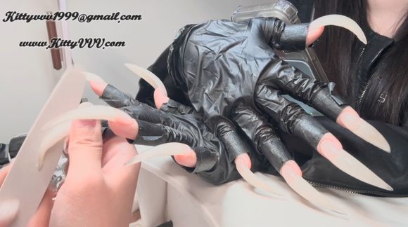 20 Minute Manicure