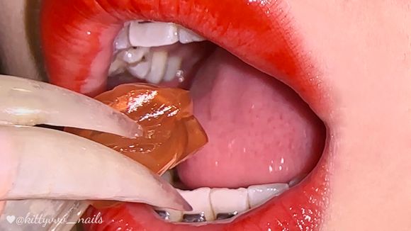 Giantess, nails and gummy bears 2
