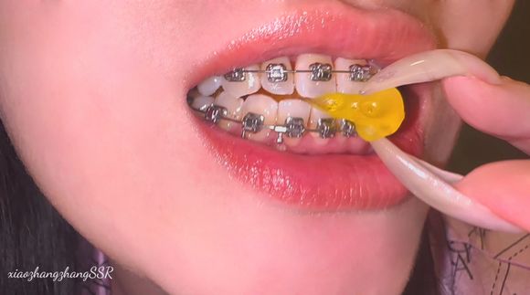 Giantess, nails and gummy bears 1