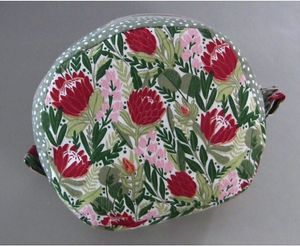 Gabarit pour la pochette fleurie à pois.