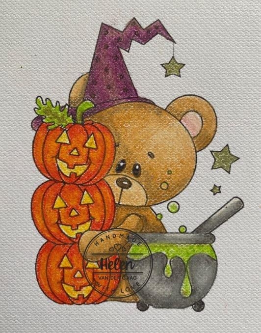 Marshmallow Loves Halloween