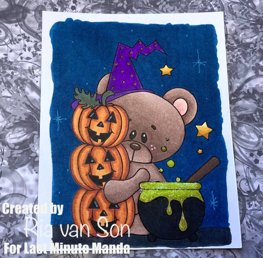 Marshmallow Loves Halloween