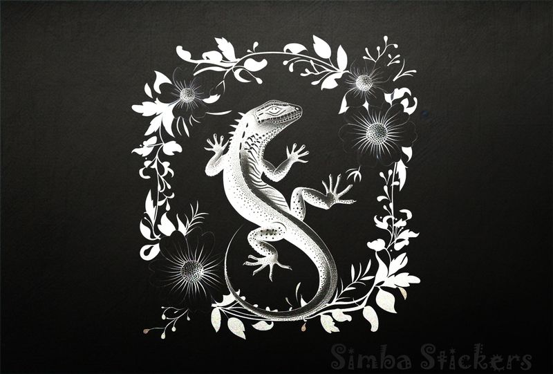 Lizard framed by white flowers, outline art