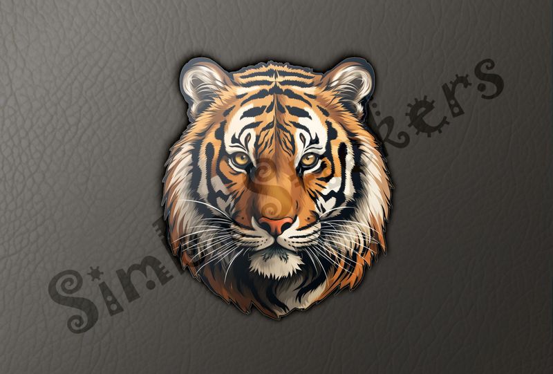 Tiger face, looking serious