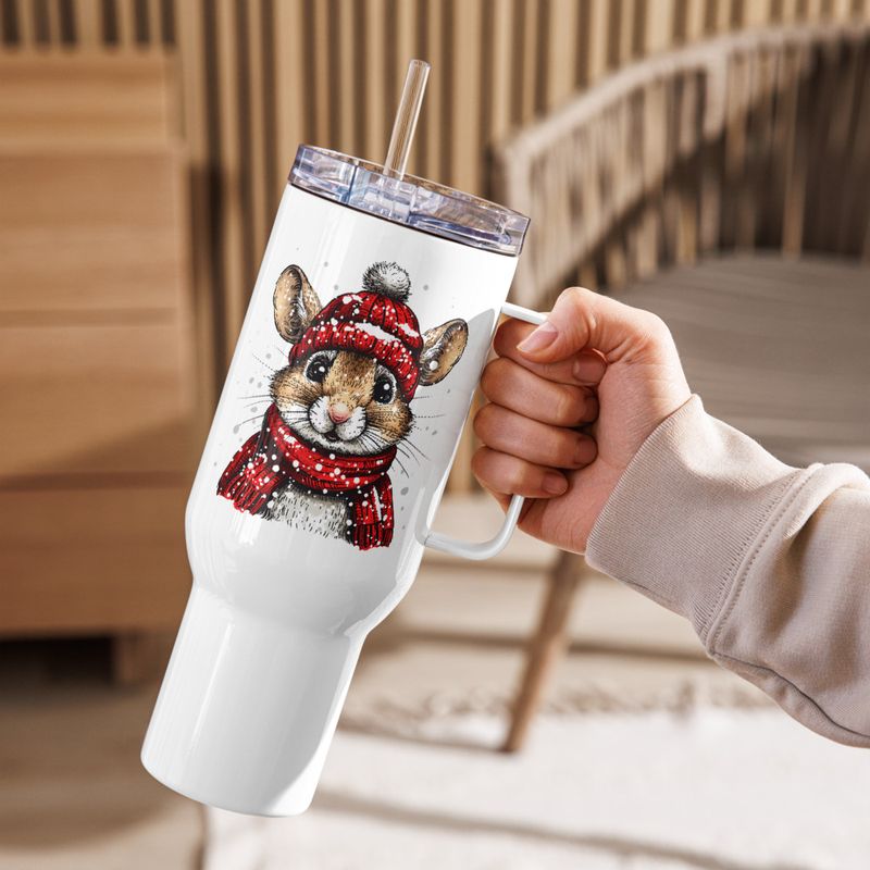 Travel Mug, Cattle, Mouse wearing red winter hat and scarf in the snow, xg8dl3