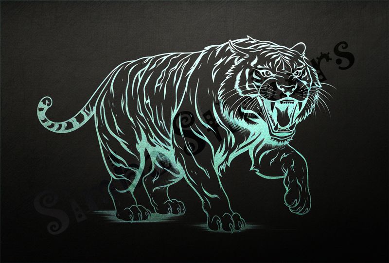 Tiger snarling and looking fierce, outline art