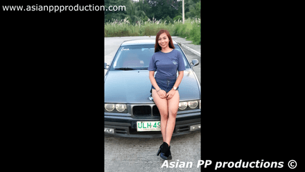 CustomVideo - 136 - Mikay hard revving while drinking