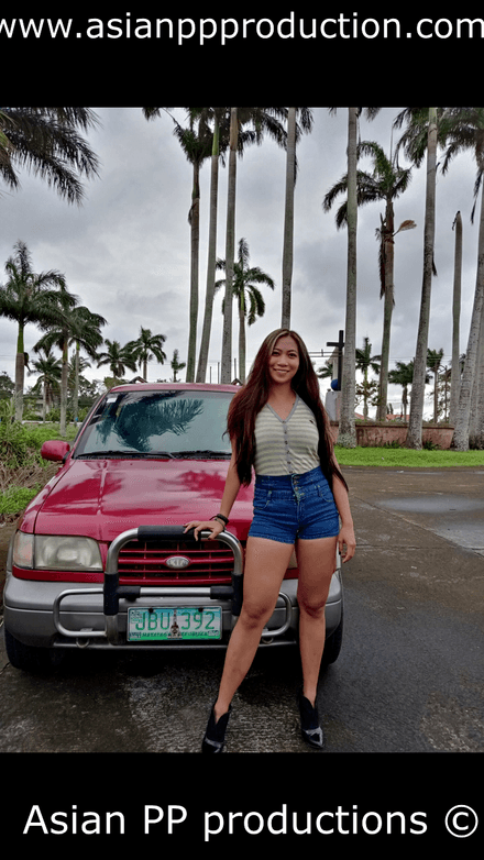860 - Mikay roars old Kia