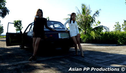 CustomVideo - 027 - Valeria and Emily Cranking old car