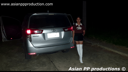 899 - Riez long revving Toyota Innova at night