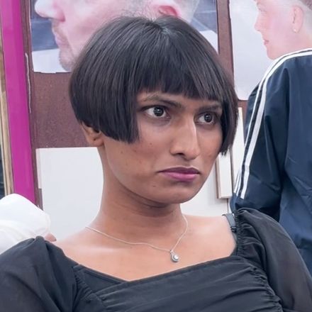 Army girls: short bob to bowl cut