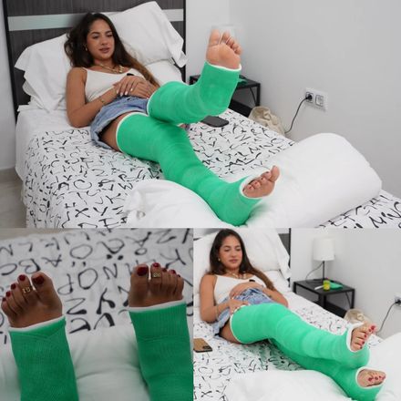 DLLC accident: bed resting · phone call · stretching by Alicia