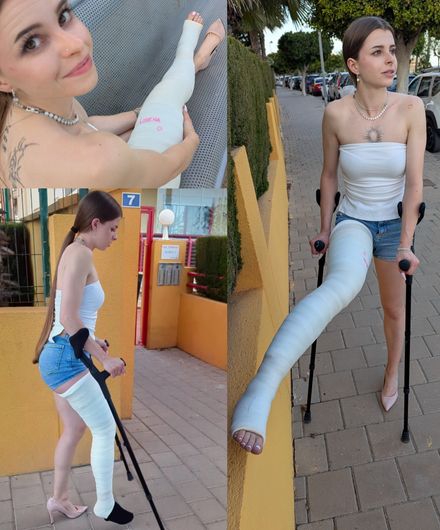 LLC · public high heel crutching · sock · toering by Lorena