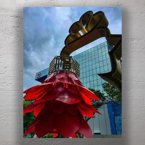 Red Flower Sculpture in Singapore Urban Art Photo Download