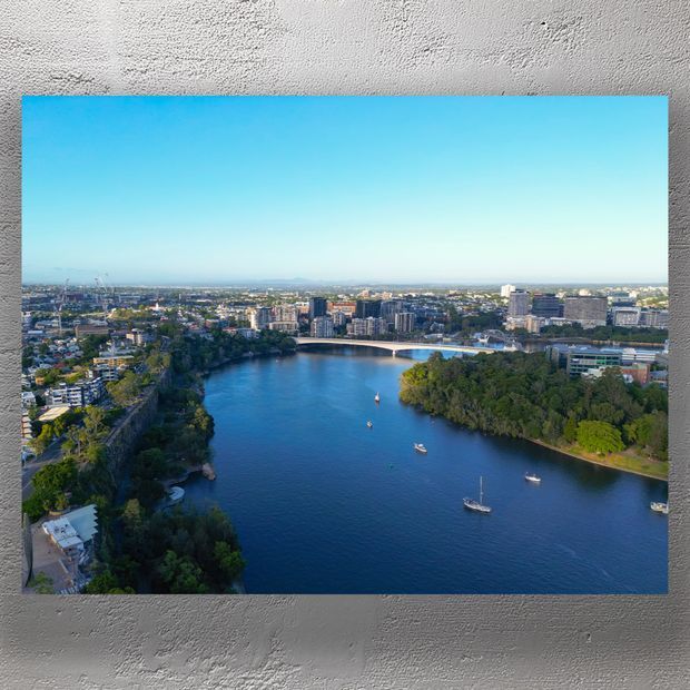 Aerial View of Brisbane River and Kangaroo Point Cliffs Stunning Cityscape Photo Download