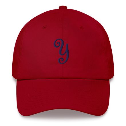 Hat with navy label &quot;Y&quot;