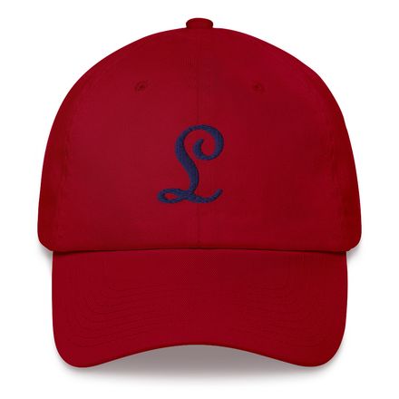 Hat with navy label &quot;L&quot;